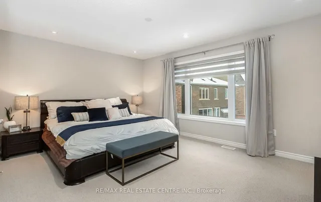 Additional image 23 of 949 logan Dr