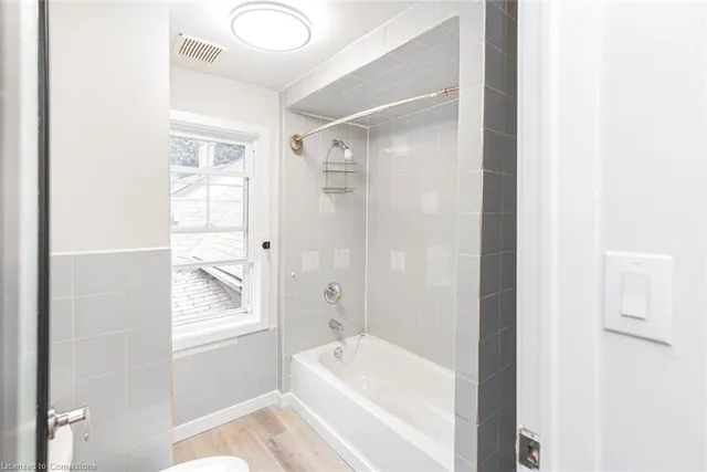 Additional image 28 of 583 John Street St