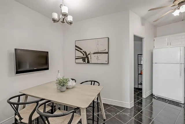 Additional image 15 of 5250 Lakeshore Rd Unit 603