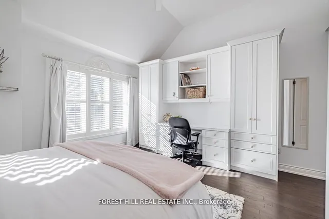 Additional image 30 of 476 Bedford Park Ave