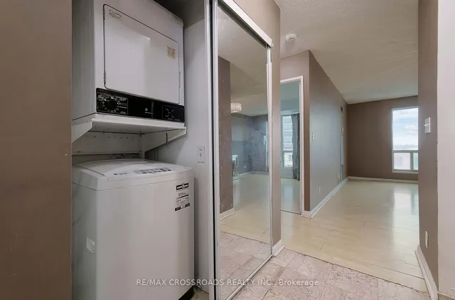 Additional image 23 of 1 Lee Centre Dr Unit 612