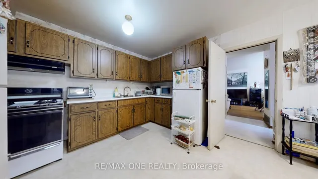 Additional image 17 of 24 Streamdale Crt