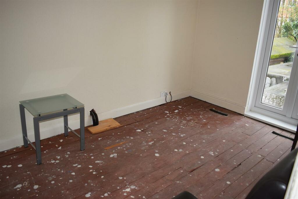 Additional image 8 of High Street, Henley-In-Arden