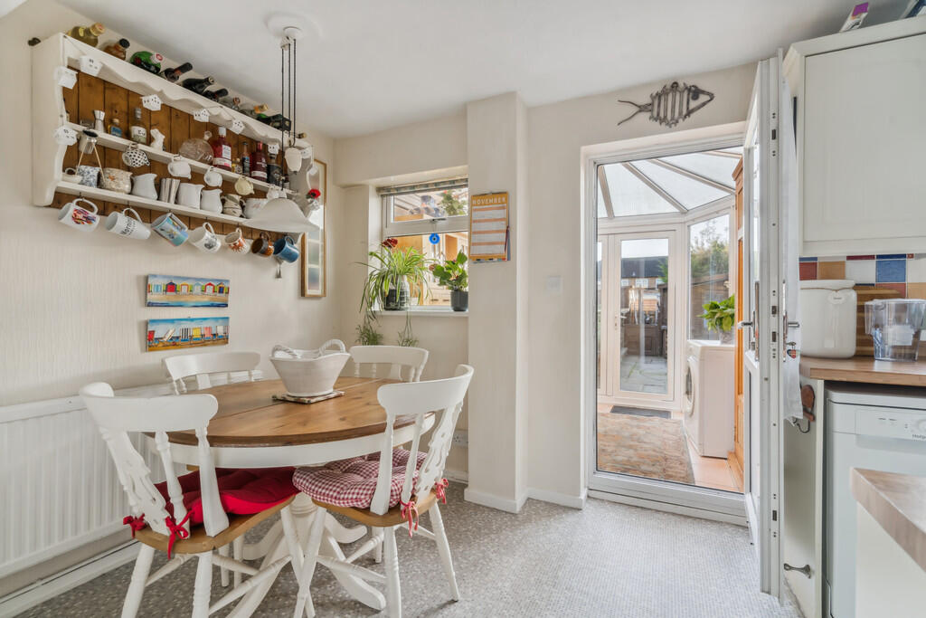 Additional image 10 of Howlands, Welwyn Garden City
