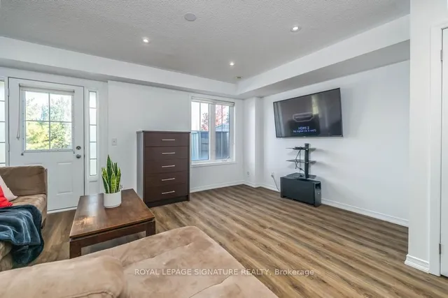 Additional image 28 of 114 Cedar Lake Cres