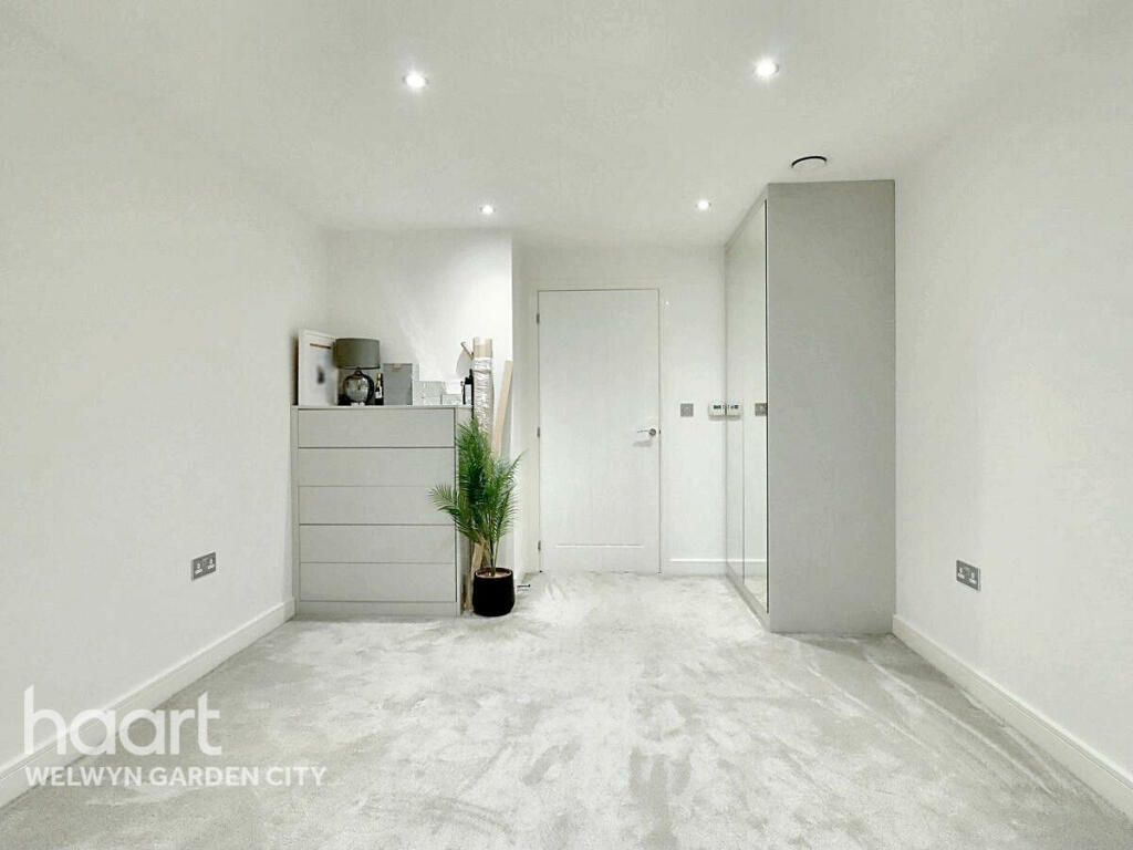 Additional image 11 of Bridge Road East, WELWYN GARDEN CITY