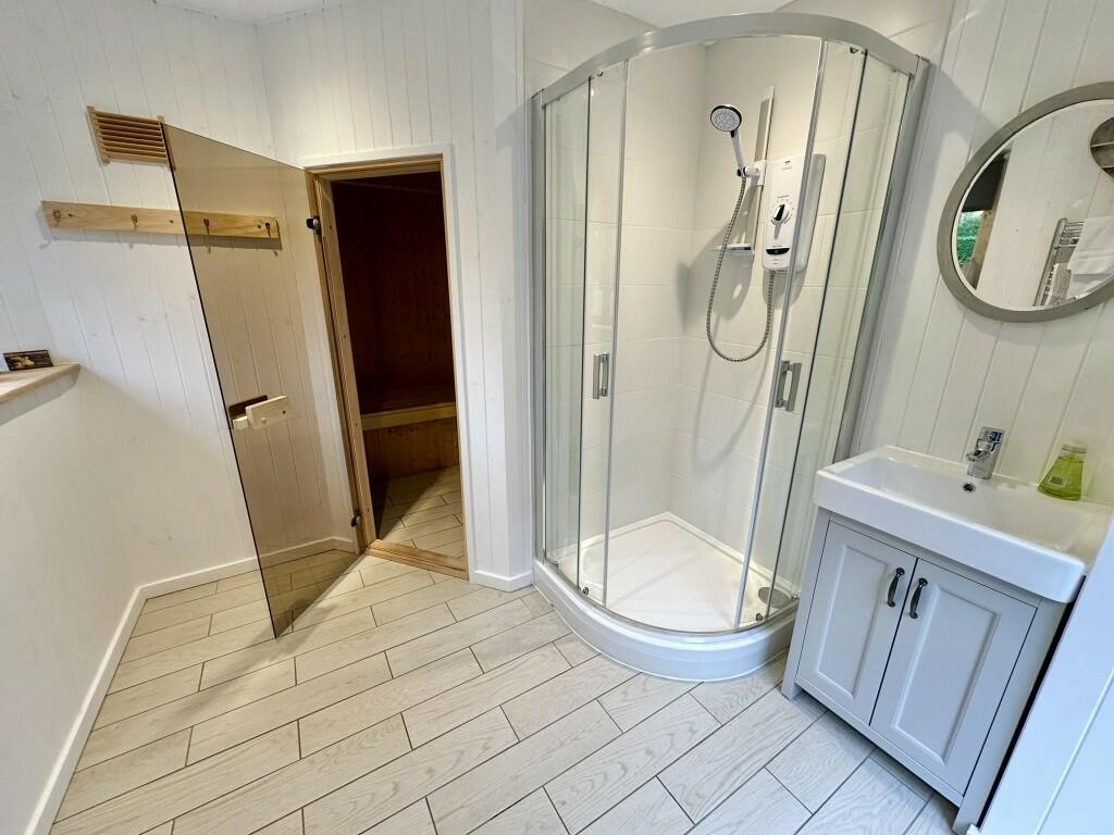 Additional image 14 of BA22