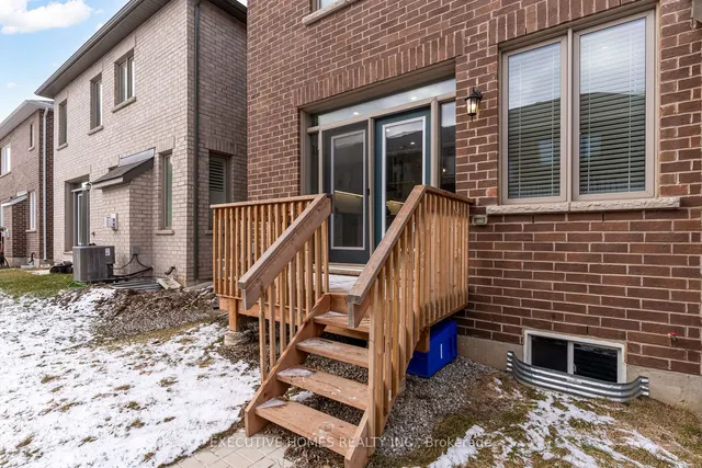 Additional image 37 of 1586 Severn Dr