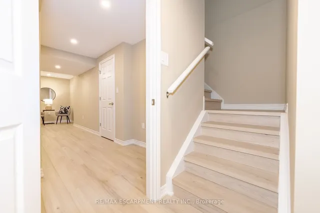 Additional image 34 of 254 Hinton Terr