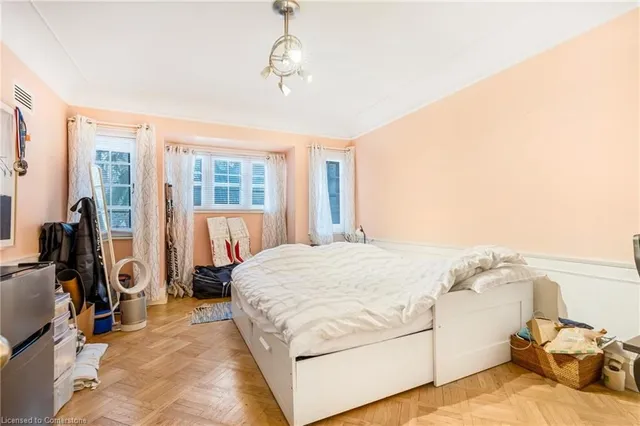 Additional image 15 of 4 Forsyth Ave