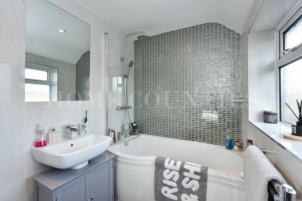 Additional image 23 of Fellowes Lane, Colney Heath, St Albans, AL4