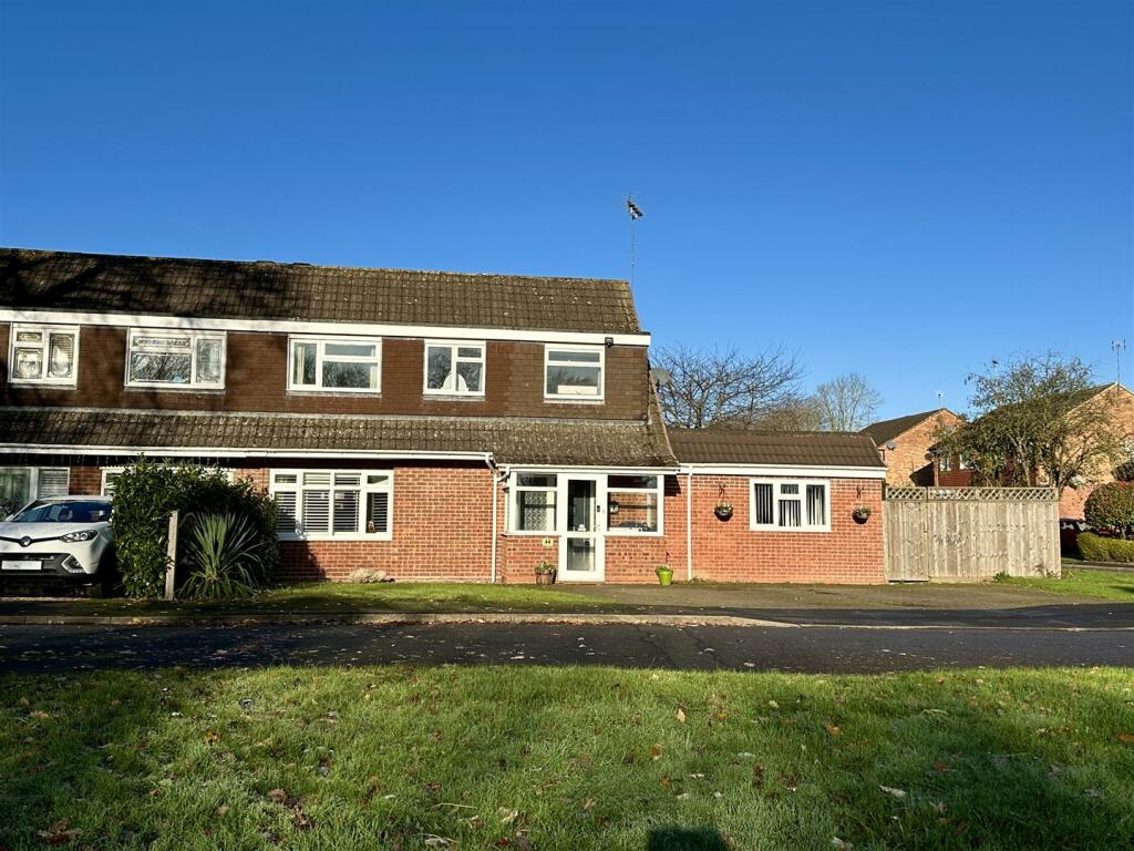 Additional image 32 of Fairwater Crescent, Alcester