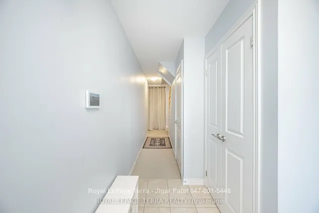 Additional image 4 of 2220 Queensway Dr Unit 2