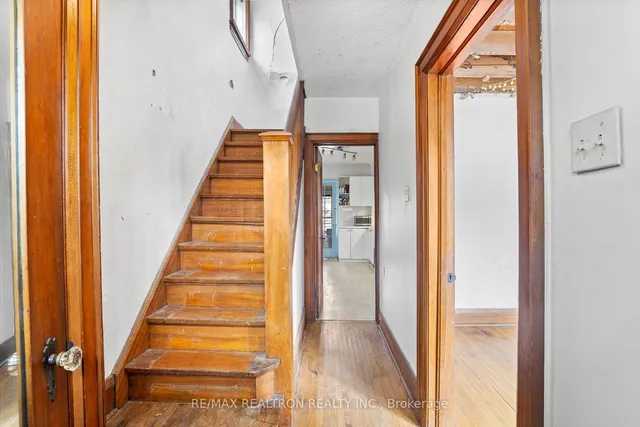 Additional image 27 of 19 Lesmount Ave