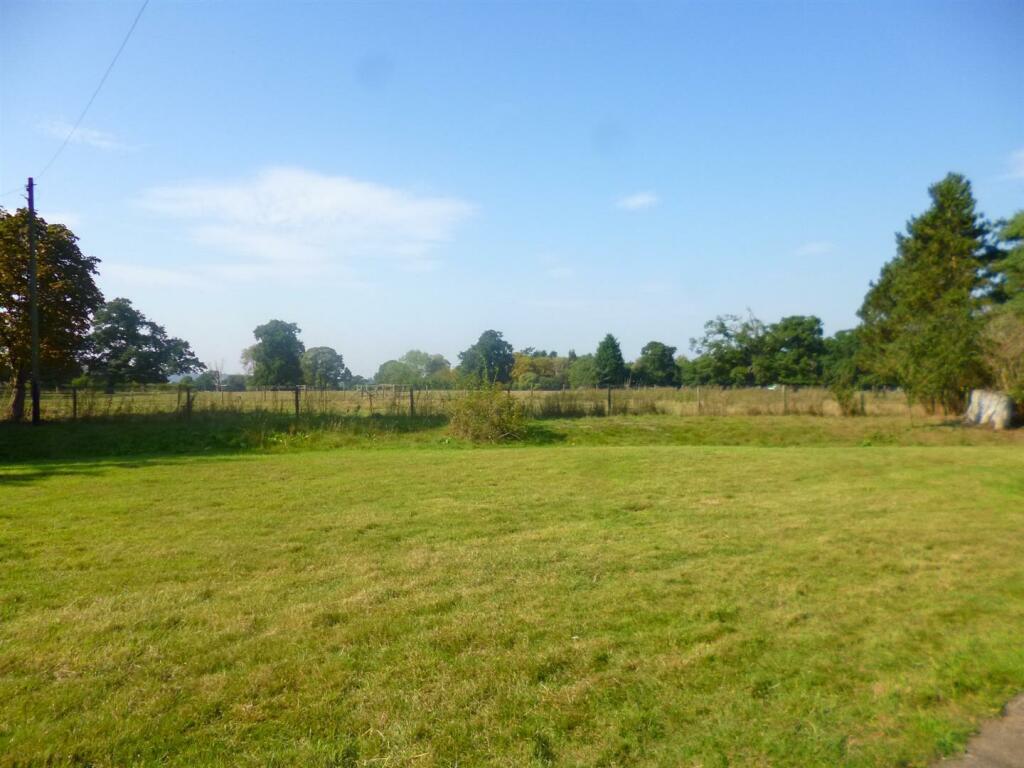 Additional image 19 of Lower Woodside, Brookmans Park, Hatfield