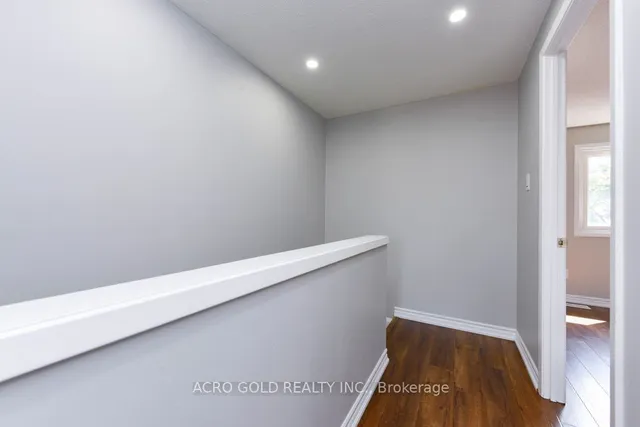 Additional image 26 of 19 Hoskins Sq