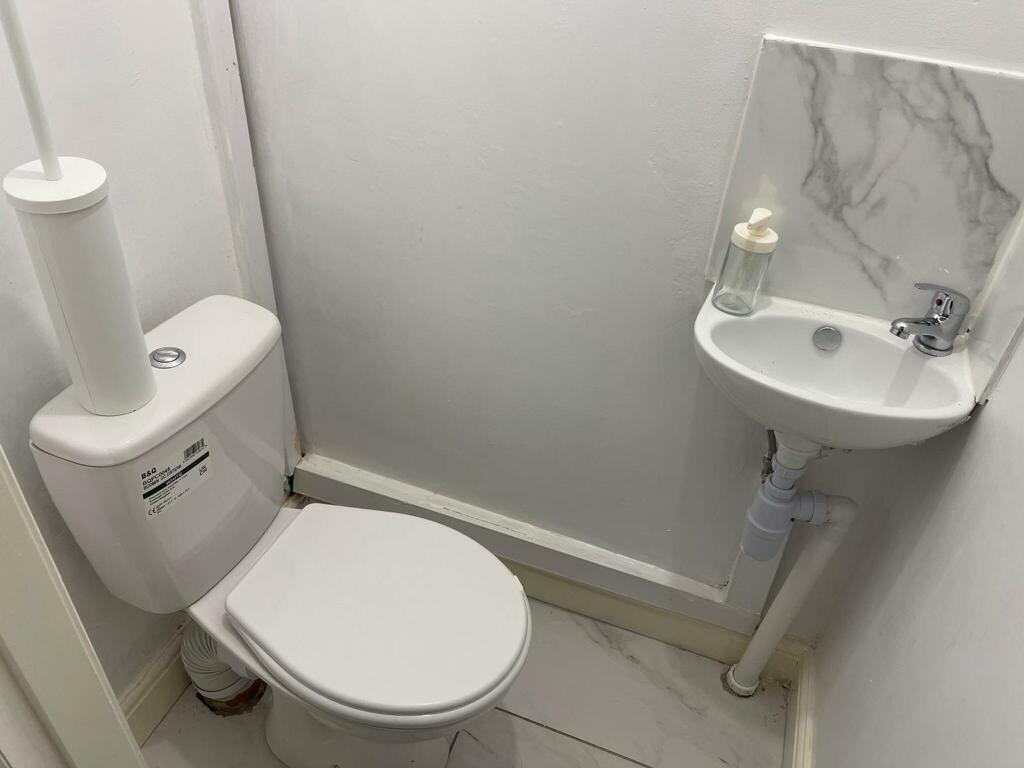 Additional image 52 of Birmingham Road, Marlbrook