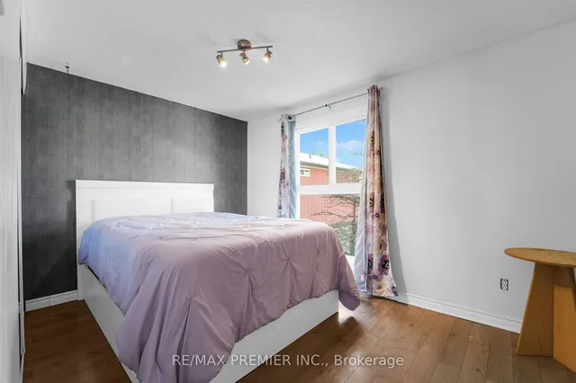 Additional image 16 of 14 Glencairn Sq