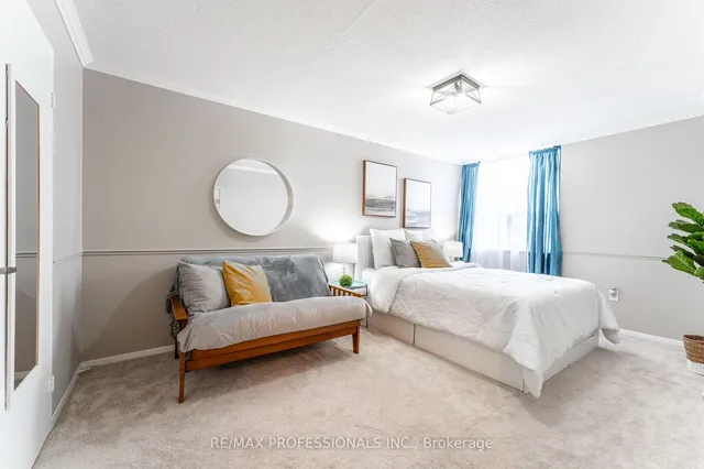 Additional image 30 of 4064 Lawrence Ave Unit 515