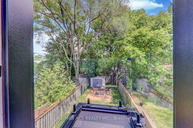 Additional image 21 of 153 King Edward Ave