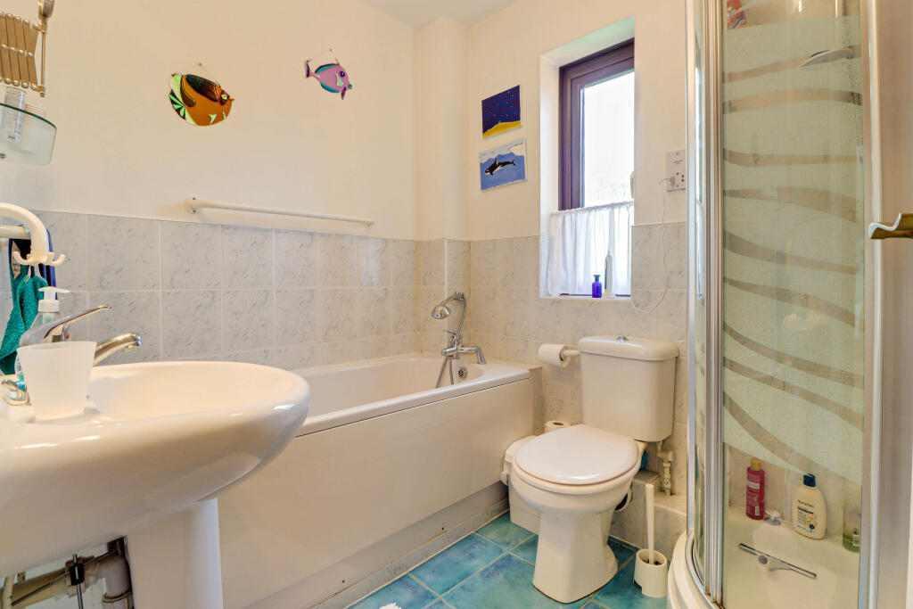 Additional image 10 of Bryant Court, Hollybush Lane, Harpenden, AL5 4BH