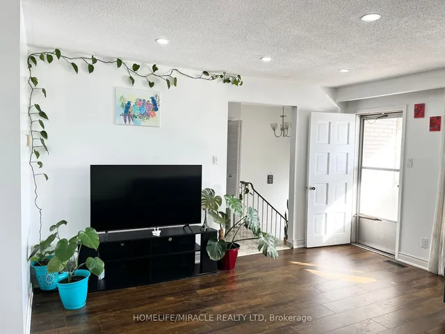 Additional image 4 of 3323 Jolliffe Ave