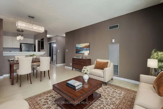 Additional image 4 of 1 Lee Centre Dr Unit 612