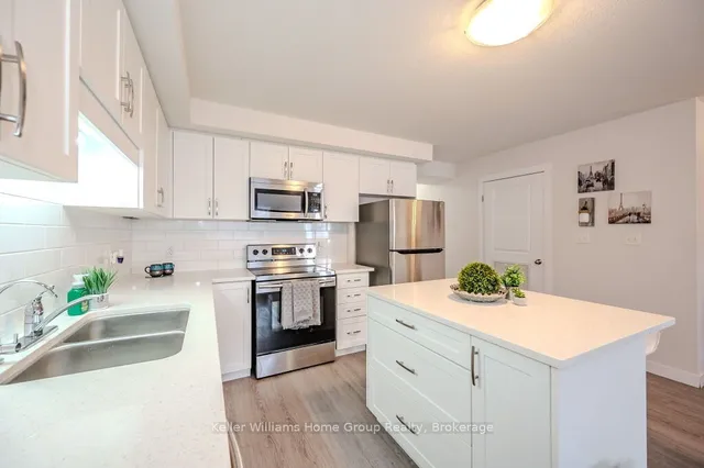 Additional image 19 of 166 Rochefort St Unit E