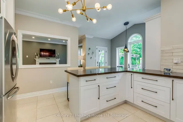 Additional image 17 of 16 SWEETMAN Dr