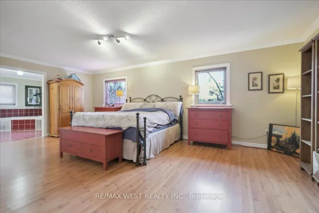 Additional image 5 of 391 March Cres