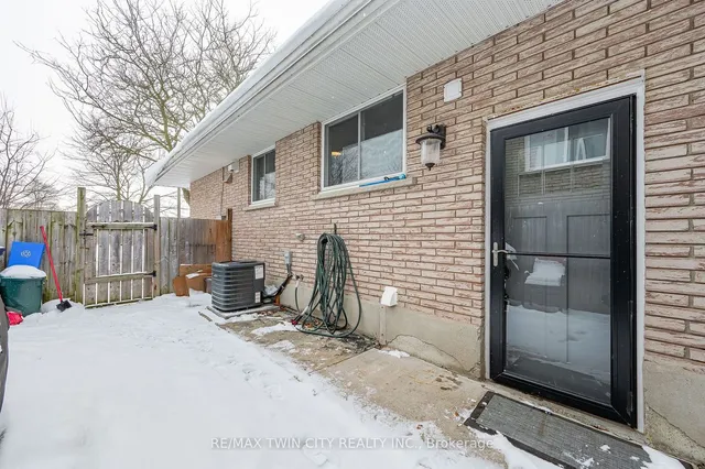 Additional image 21 of 16 Overlea Cres