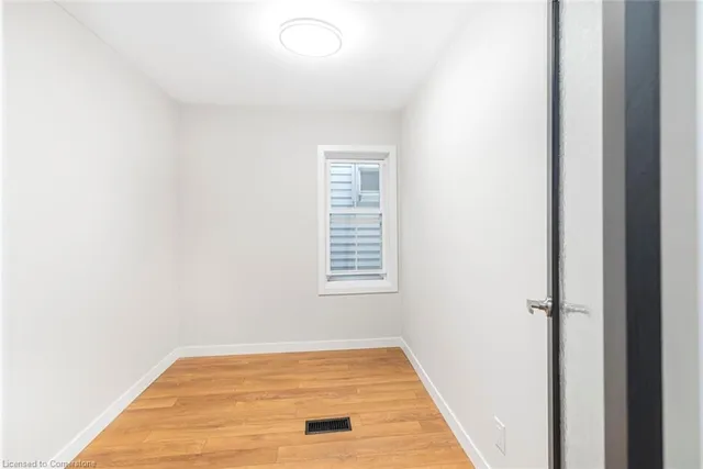 Additional image 23 of 583 John Street St