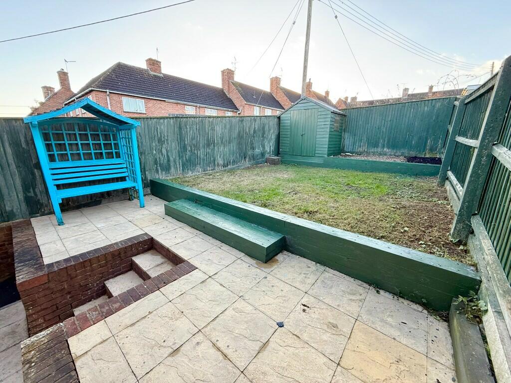 Additional image 4 of Brue Avenue, Bruton, Somerset, BA10