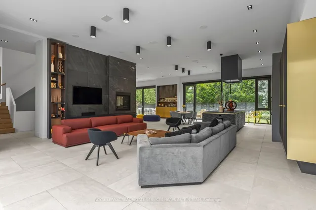 Additional image 7 of 108 Stratford Cres