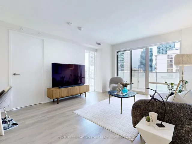 Additional image 4 of 501 Yonge St Unit 1009