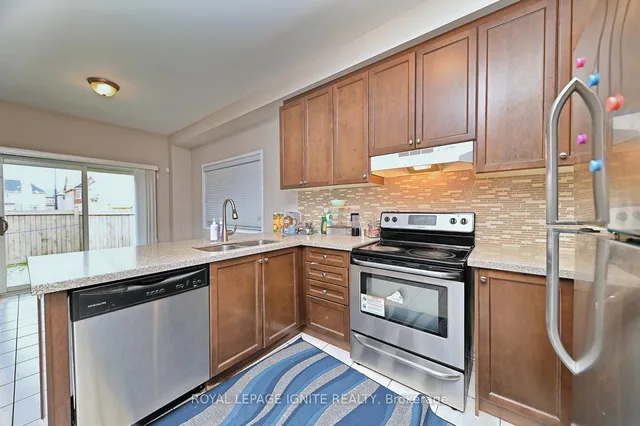 Additional image 10 of 22 Thornapple St