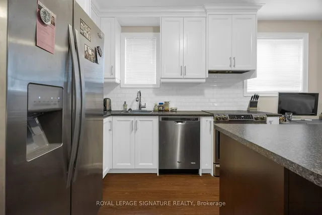 Additional image 27 of 22 Harding Ave