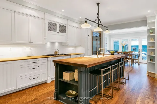 Additional image 17 of 269 Oriole Pkwy