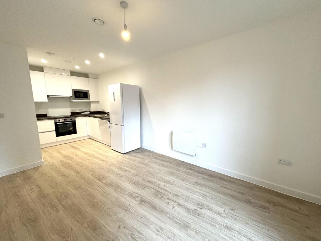 Additional image 8 of Belgrave Village B12