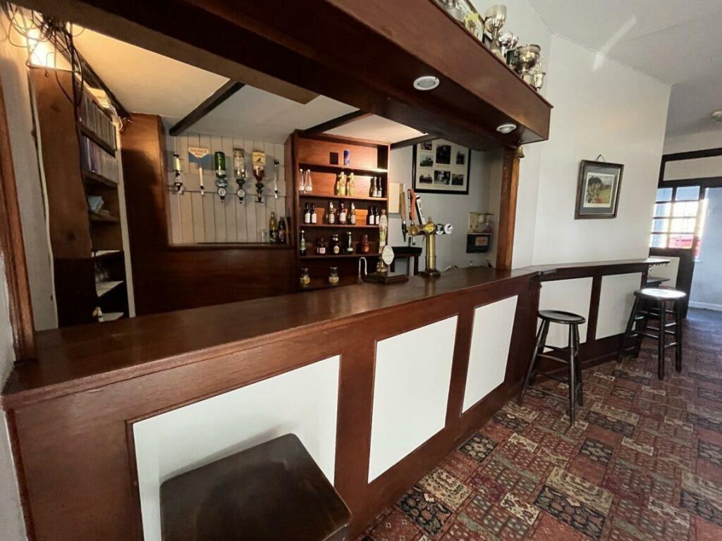 Additional image 16 of The Bird in Hand, Henstridge, Templecombe