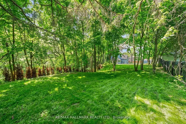 Additional image 20 of 551 Military Tr