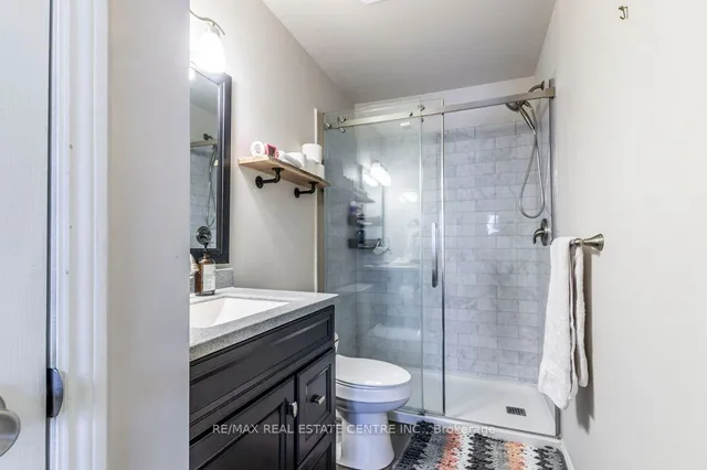 Additional image 21 of 26 Moss Blvd Unit 77