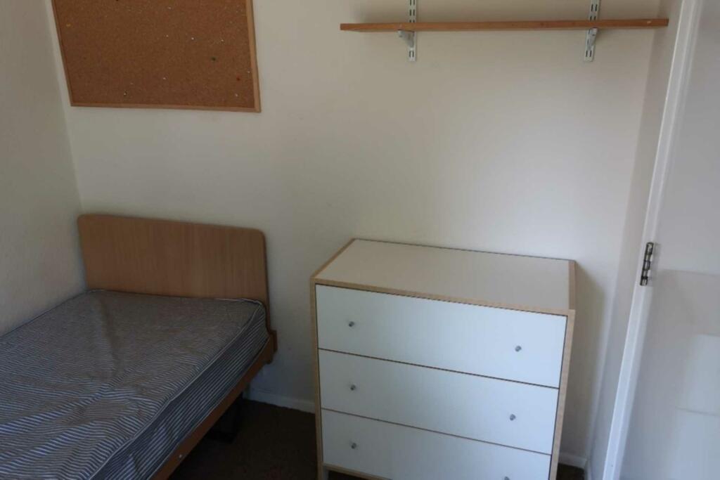 Additional image 11 of Hazel Grove, Hatfield