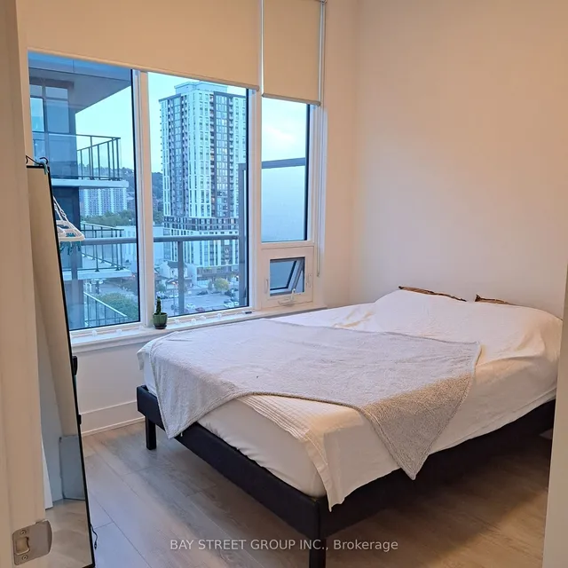Additional image 6 of 212 King St Unit 1409