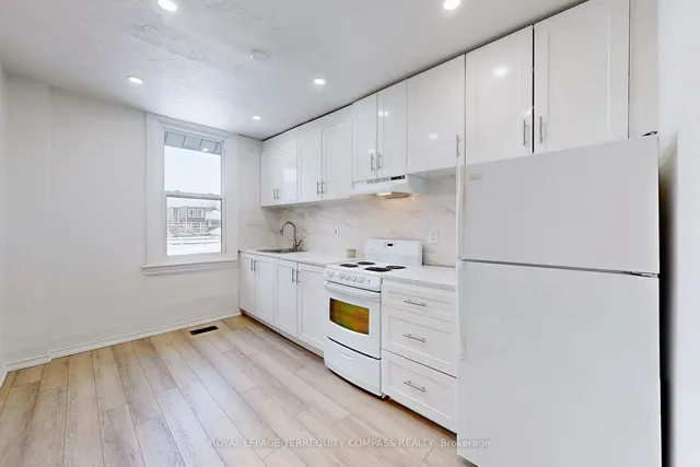 Additional image 21 of 560 Perth Ave