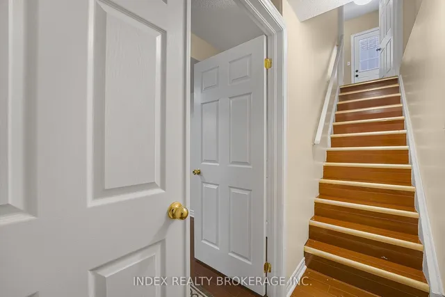 Additional image 27 of 33 Timberwolf Rd