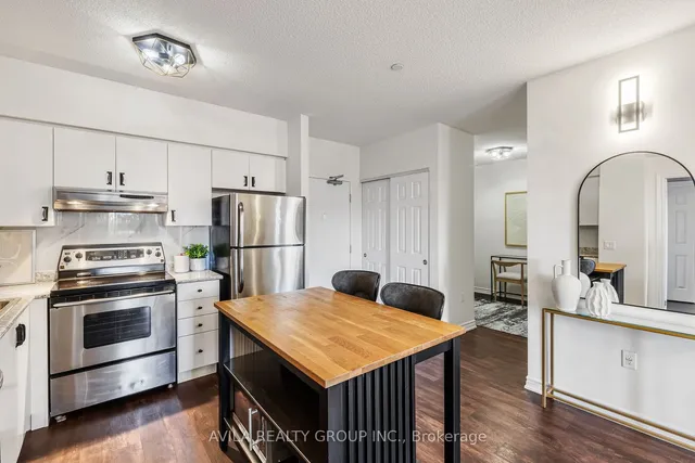 Additional image 11 of 716 Main St Unit 102