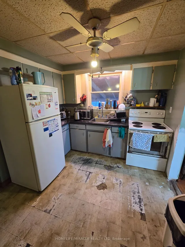 Additional image 8 of 19 Blakemanor Blvd