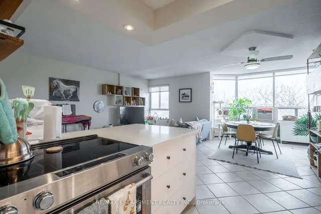 Additional image 7 of 10 John St Unit 413