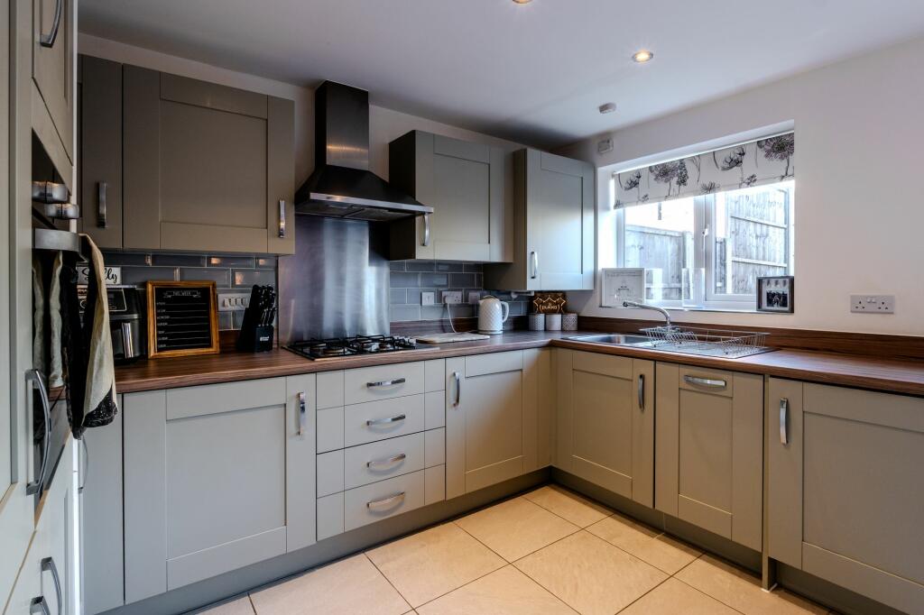 Additional image 2 of Meadow Way, Tamworth, B79